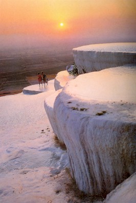 
<p>Pamukkale travertenleri