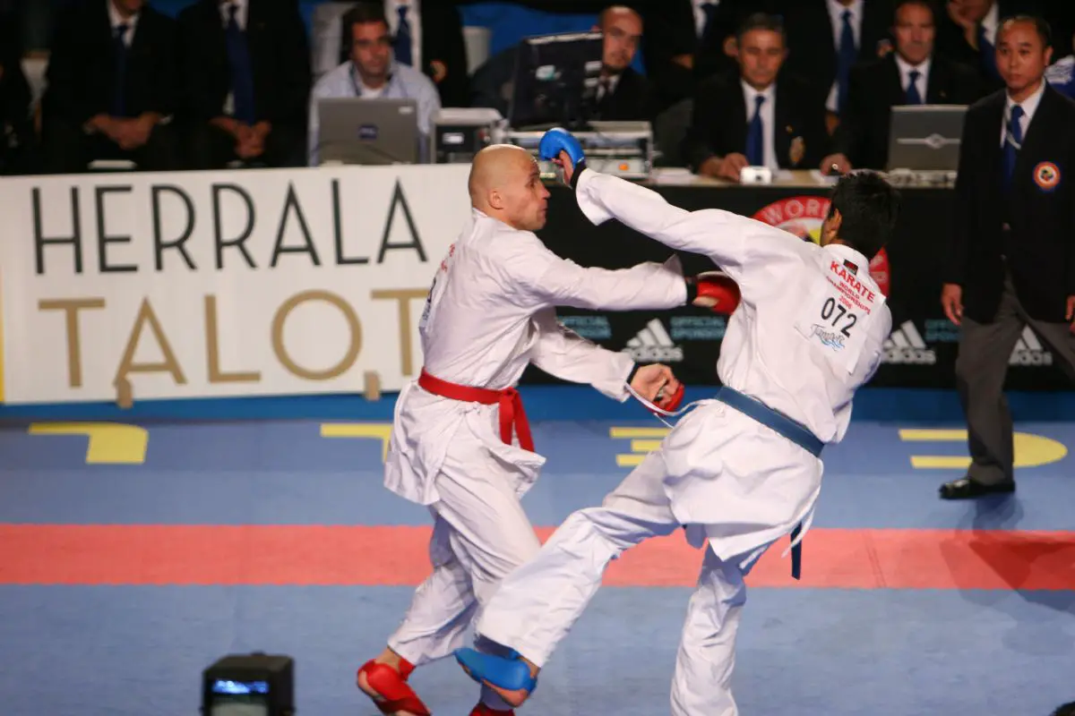 Türk _ Çin Kung Fu sporu galibiyet resimleri ile ilgili görsel sonucu
