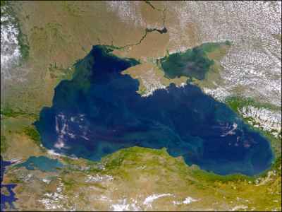 <b>Karadeniz</b>
Uydu fotoğrafı