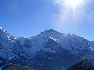 Jungfrau (dağ)