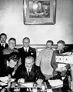 Molotov-Ribbentrop paktı
