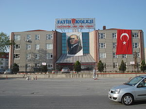 İstanbul Özel Fatih Lisesi