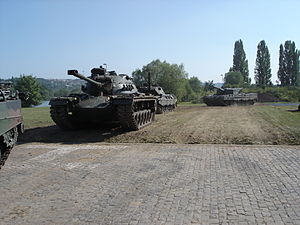 Tank Taburu