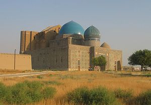 Türkistan (şehir)