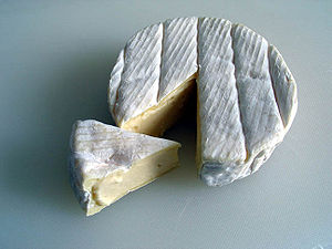 Camembert peyniri